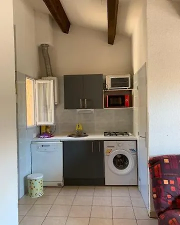 דירה 6 Pers, 2 Chambres, Terrasse, Piscine Et Parking -ref Cig55 *