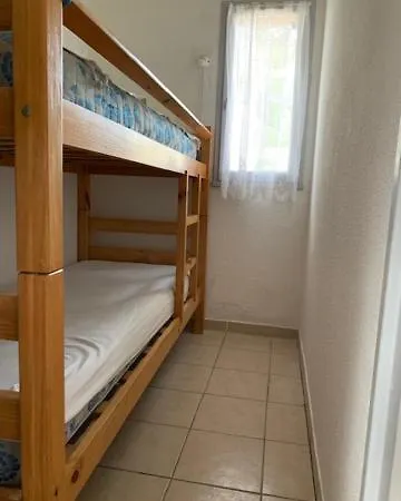 דירה 6 Pers, 2 Chambres, Terrasse, Piscine Et Parking -ref Cig55 *